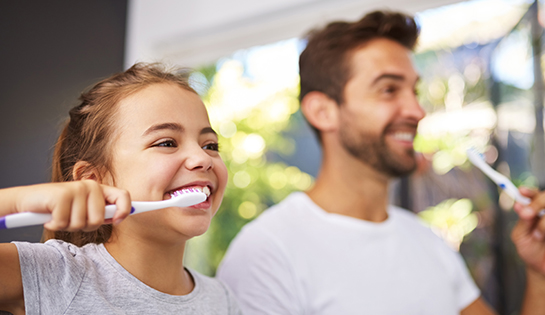 La pasta dental con fluoruro es buena para los niños? ¡Descubrelo!